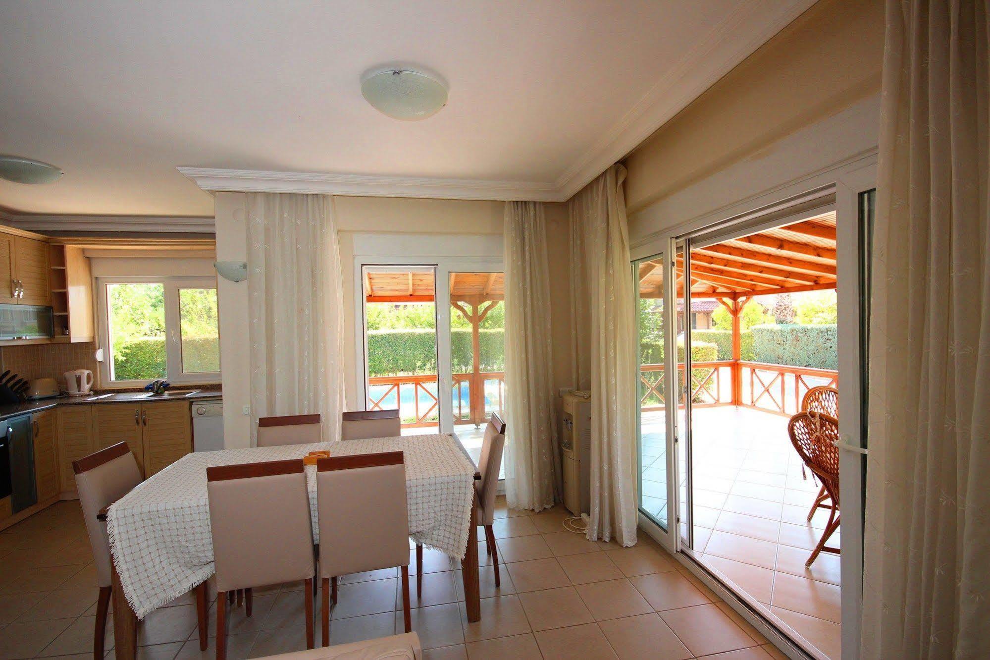 Paradise Town Villa Lisa Belek Exterior photo