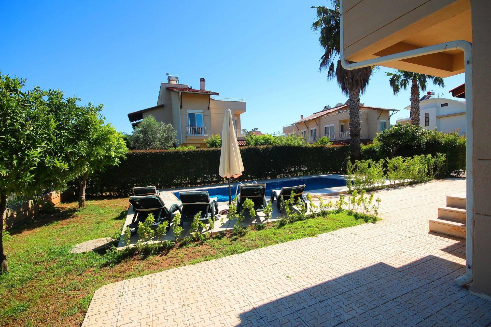 Paradise Town Villa Lisa Belek Exterior photo