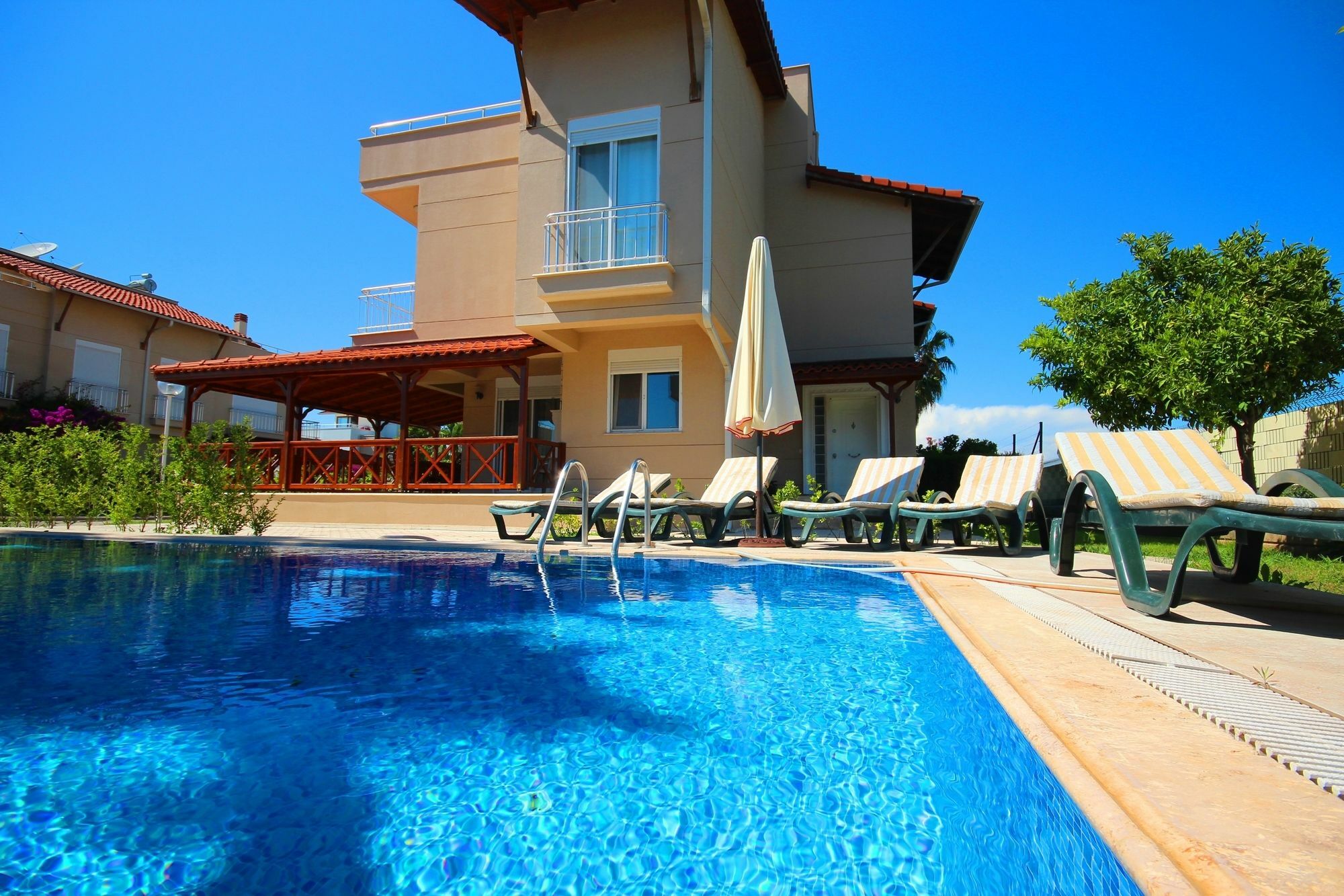 Paradise Town Villa Lisa Belek Exterior photo
